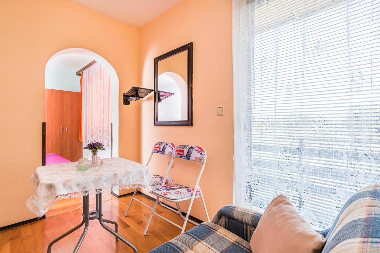 Studios Kastel บูเย ภายนอก รูปภาพ